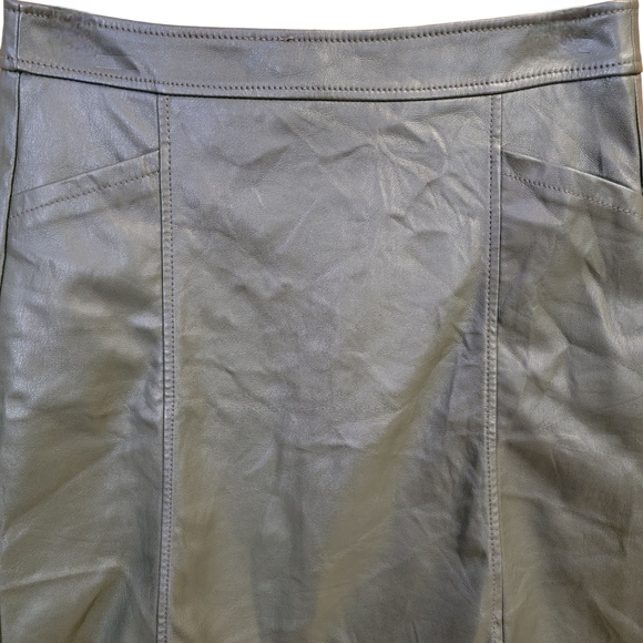 Loft Green Faux Leather Mini‎ Skirt Womens Sz 2 A Line Pockets Slit Lined Career - Picture 2 of 8